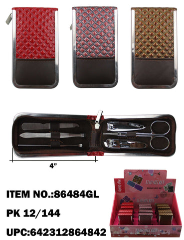 MANICURE SET